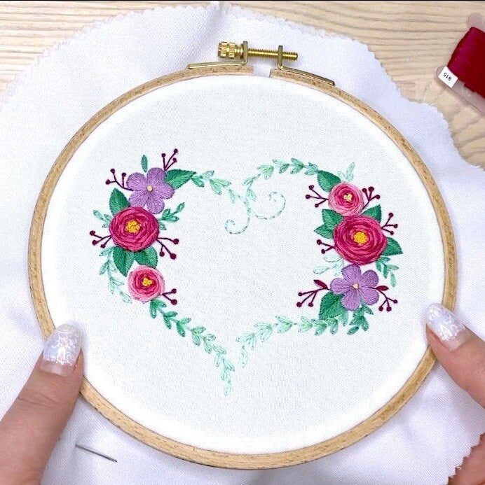 Simple Floral Heart - Hand Embroidery Pattern + Video Tutorial