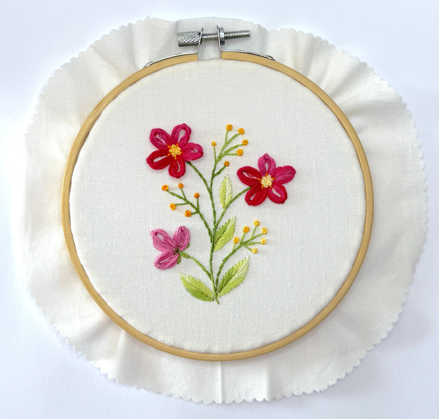 FREE Mini-Pattern for Practicing Petal Stitch Flowers