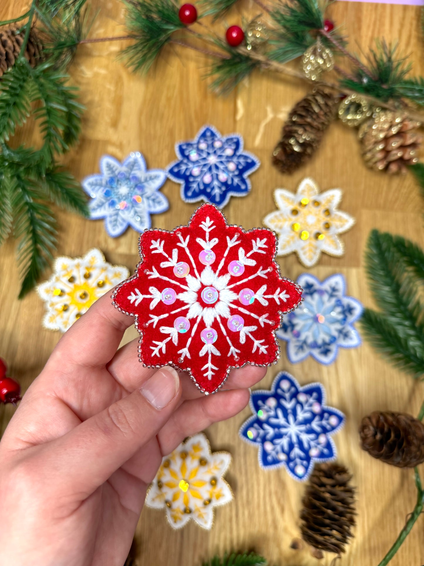 🎄Snowflake Christmas Ornaments ❄️ 6 Designs + 10 Color Versions
