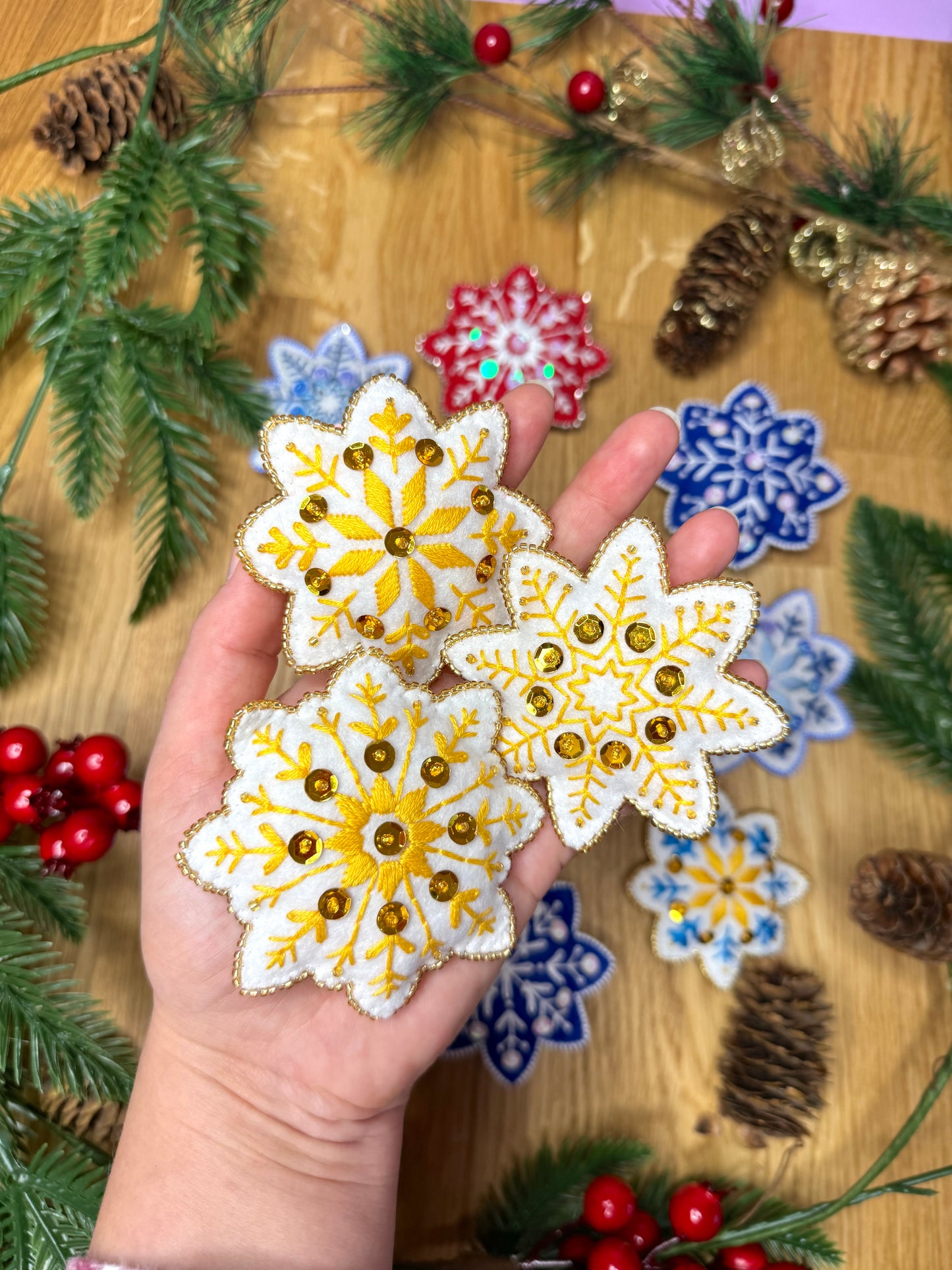 🎄Snowflake Christmas Ornaments ❄️ 6 Designs + 10 Color Versions
