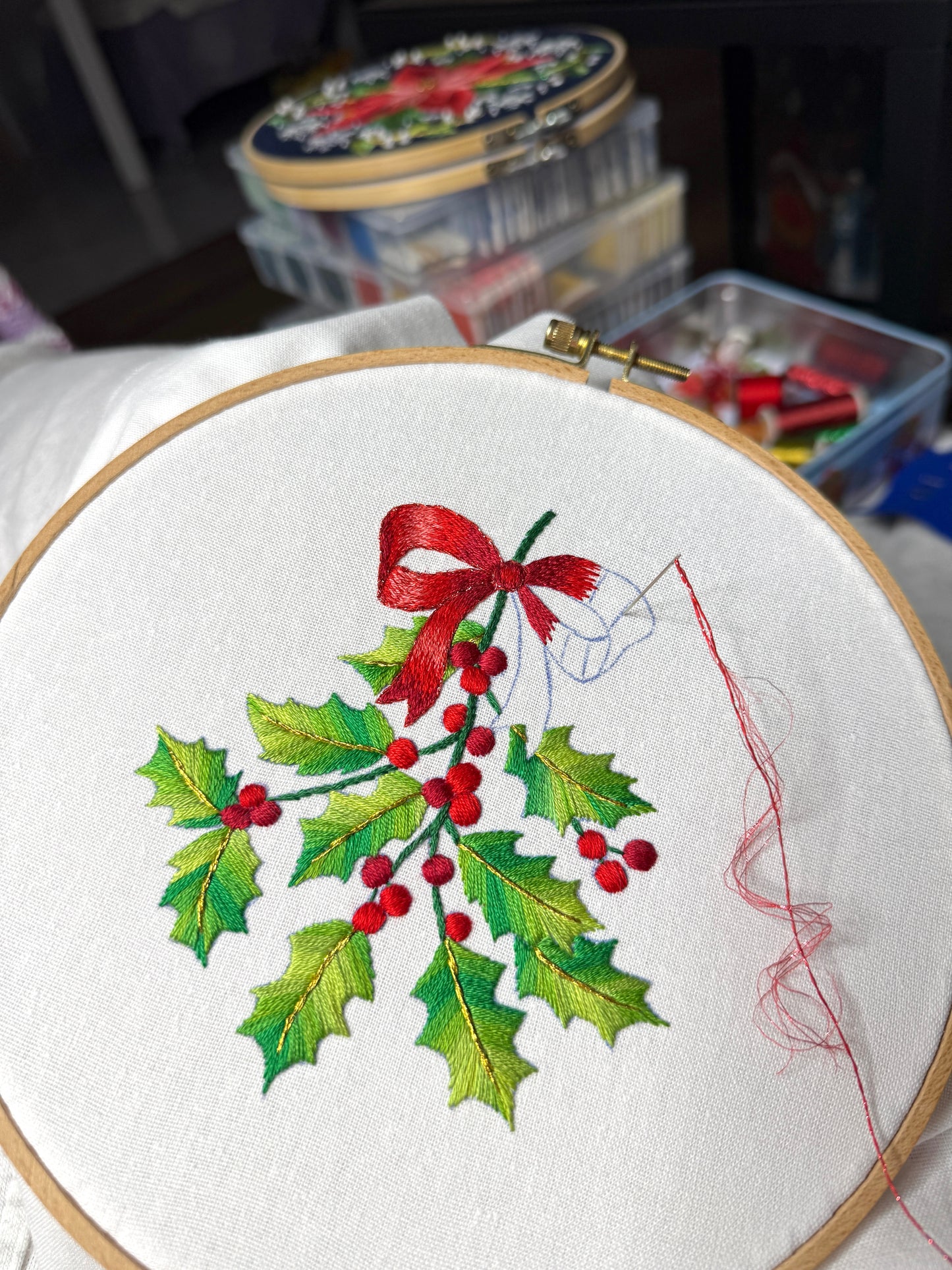 🎄Christmas Holly 🎀 Embroidery Pattern