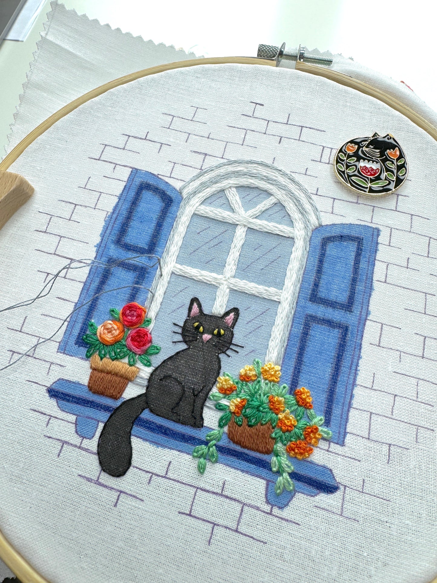 Paws a Moment - Floral Hand Embroidery Pattern