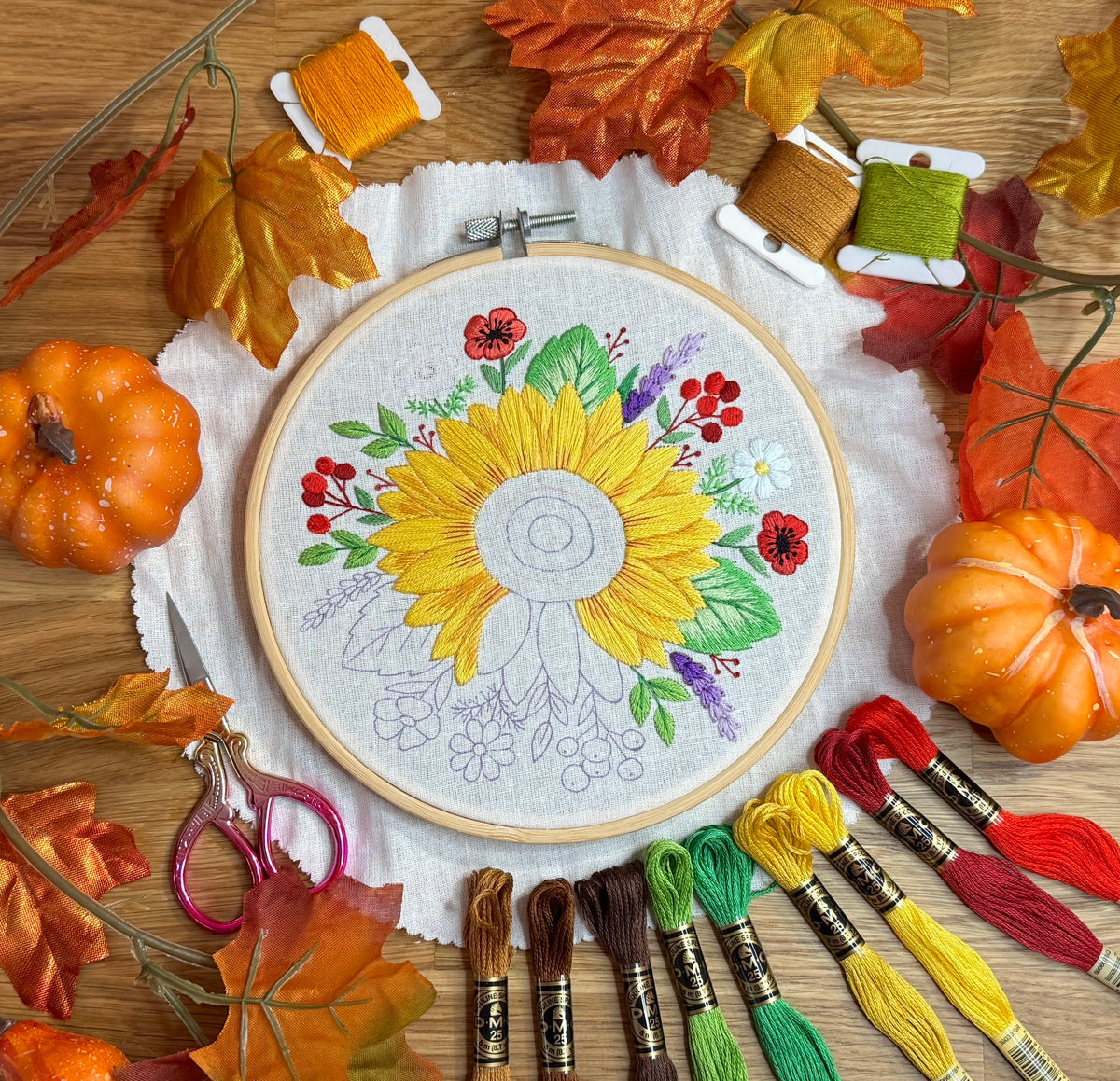 Sunflower in Bloom - Hand Embroidery Pattern + Complete Video Course