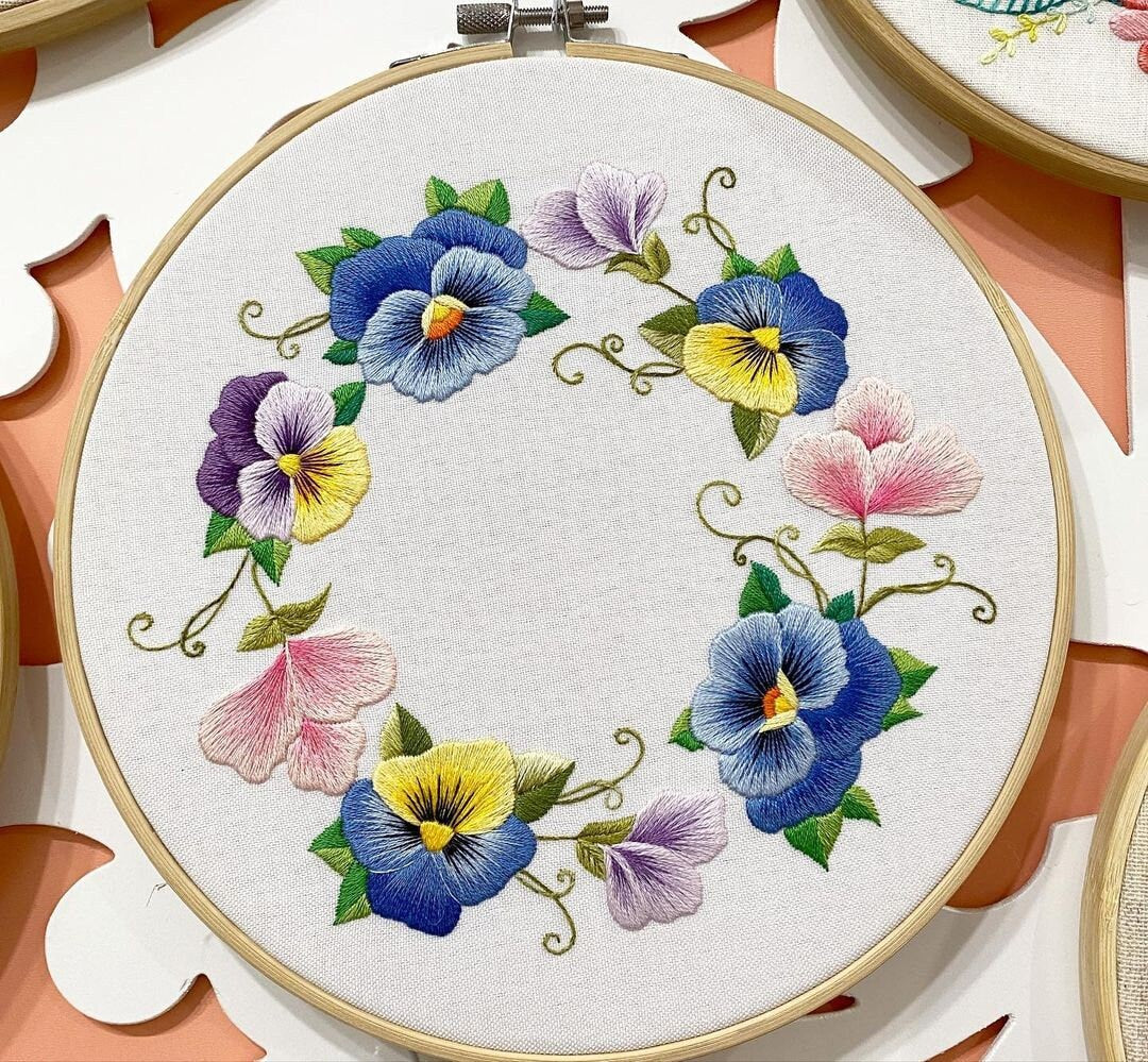 Spring Pansies Blue Version - Hand Embroidery Pattern