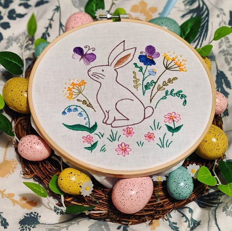 Easter Bunny - Hand Embroidery Pattern