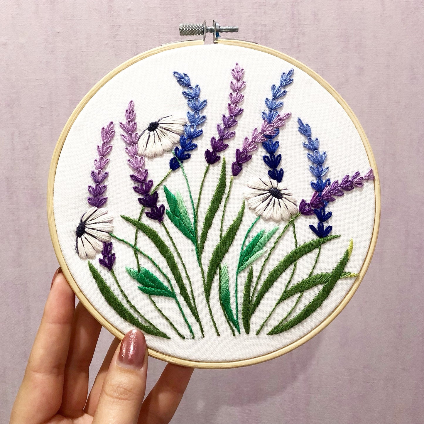 Lavender and White Daisy - Hand Embroidery Pattern