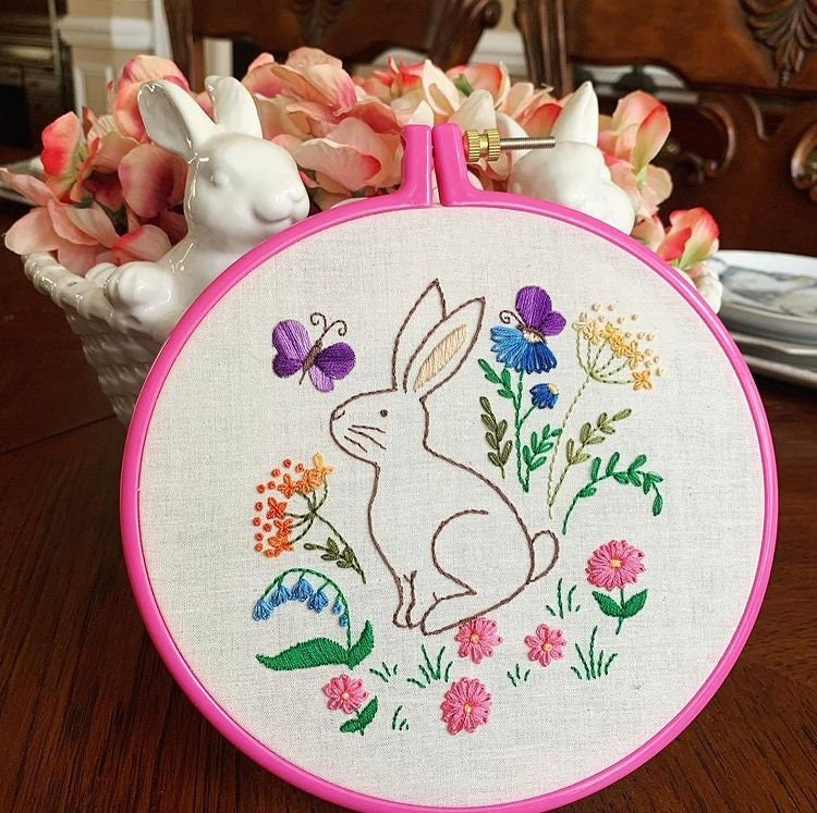 Easter Bunny - Hand Embroidery Pattern