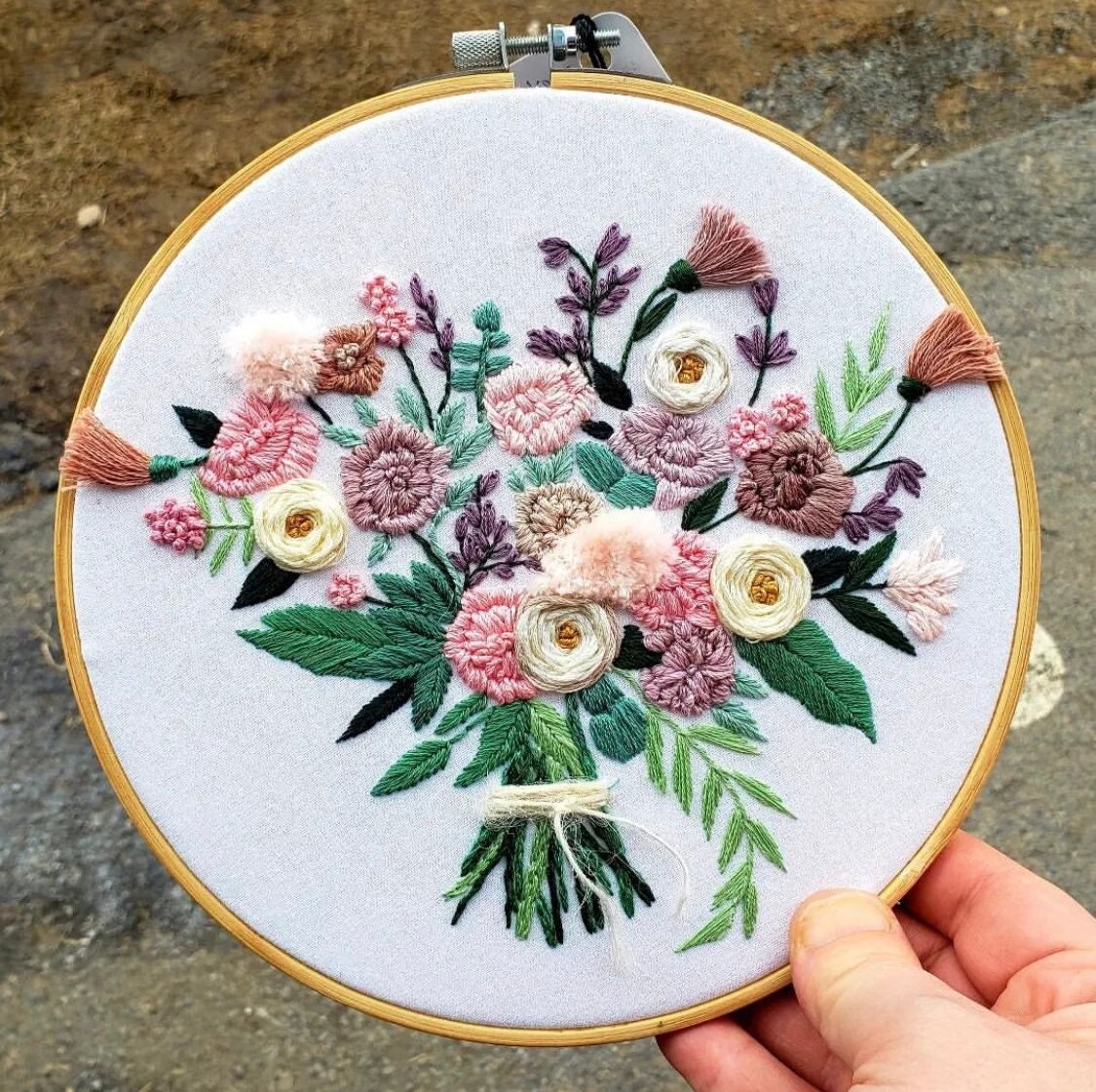 Cream Roses Wedding Bouquet Hand Embroidery Pattern